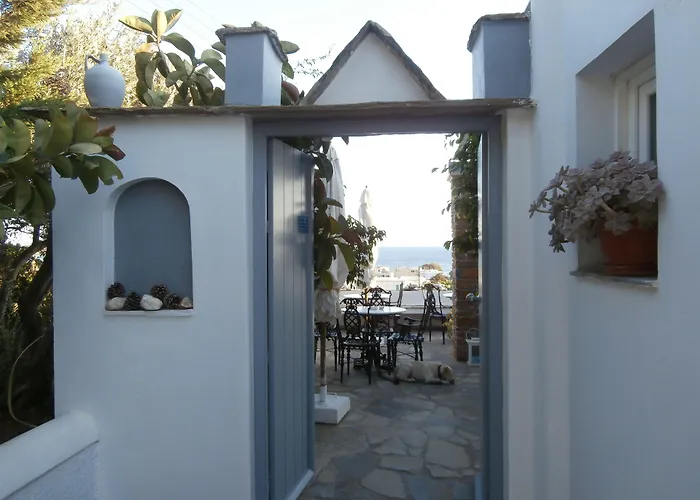 Galini Bangalows 키오니아