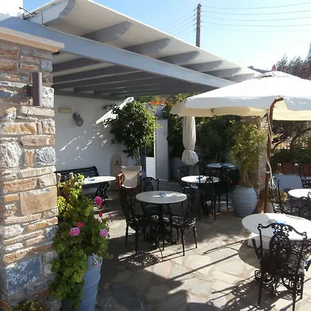 Galini Bangalows מלון דירות קיוניה